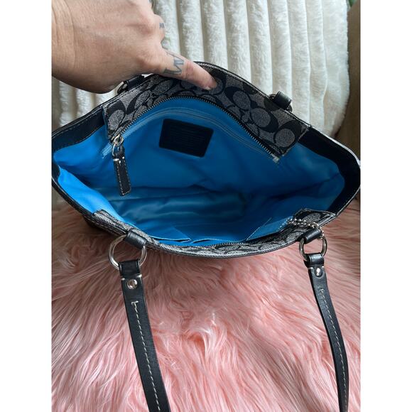 Vintage Coach Heritage Chelsea Signature Tote with Stripe in Grey, Black & Blue - Picture 8 of 11